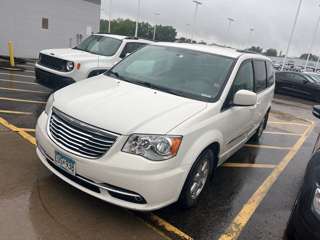 2012 Chrysler Town & Country Touring