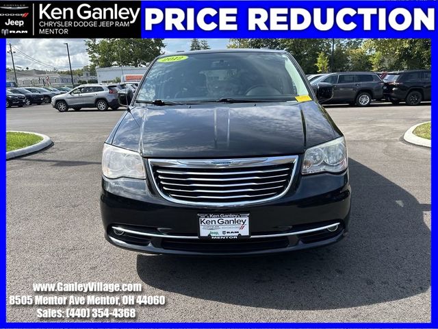 2012 Chrysler Town & Country Touring