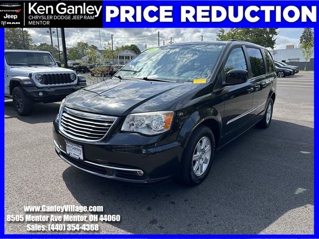 2012 Chrysler Town & Country Touring