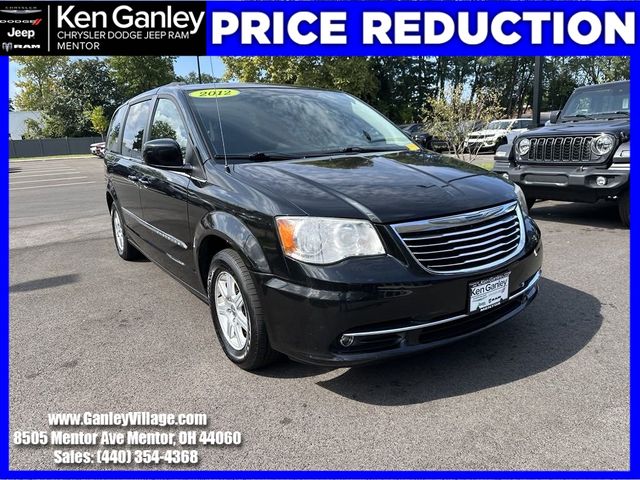 2012 Chrysler Town & Country Touring