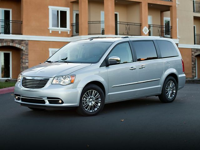 2012 Chrysler Town & Country Touring