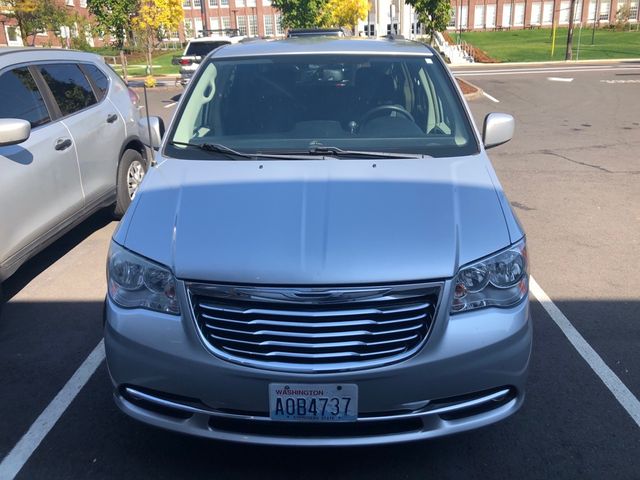 2012 Chrysler Town & Country Touring