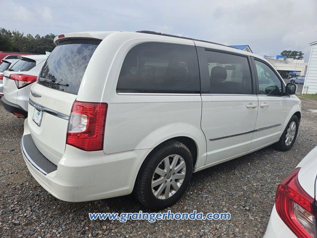 2012 Chrysler Town & Country Touring