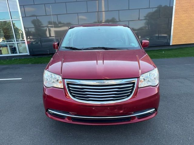 2012 Chrysler Town & Country Touring