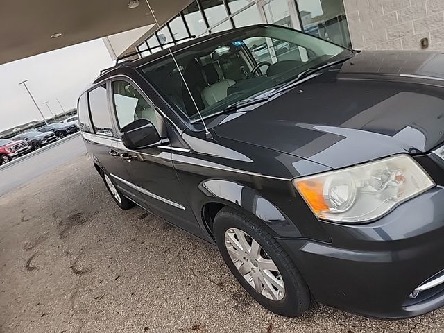 2012 Chrysler Town & Country Touring