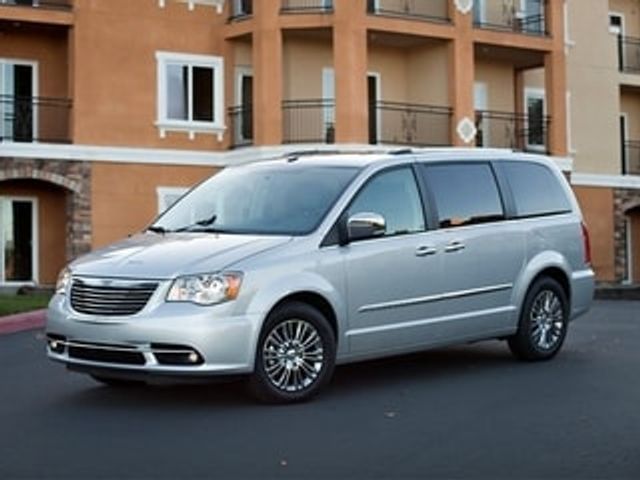 2012 Chrysler Town & Country Touring