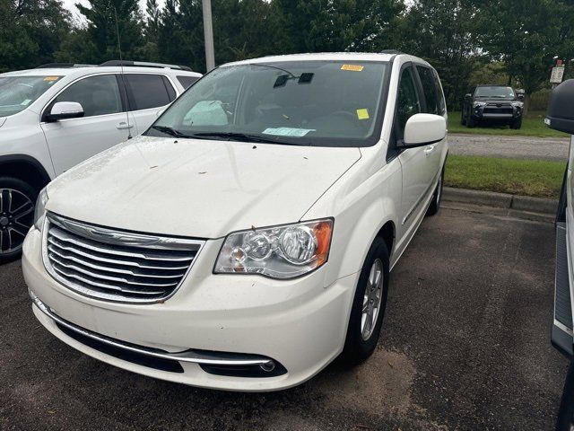 2012 Chrysler Town & Country Touring