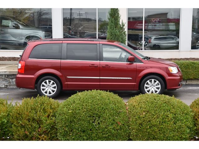 2012 Chrysler Town & Country Touring