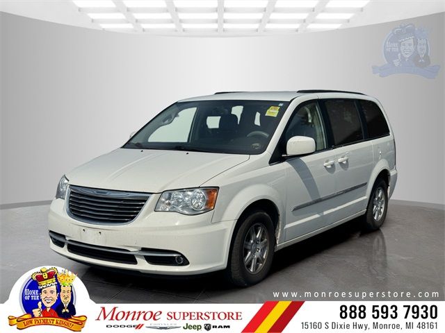 2012 Chrysler Town & Country Touring