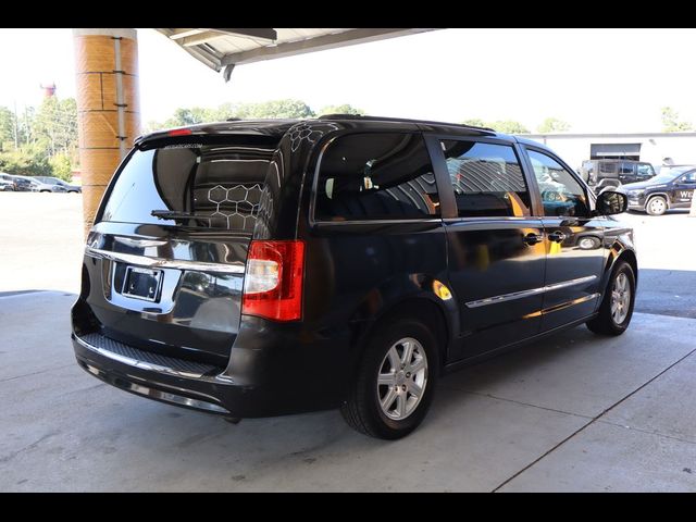 2012 Chrysler Town & Country Touring