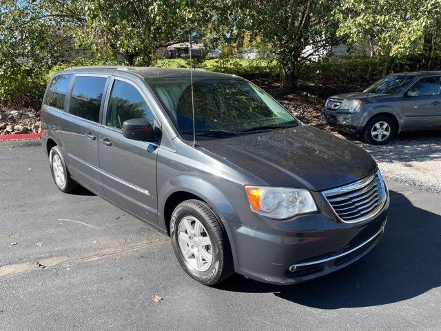 2012 Chrysler Town & Country Touring