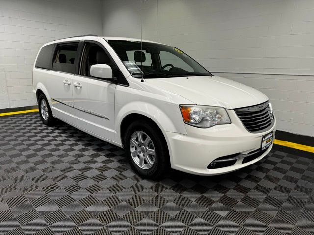 2012 Chrysler Town & Country Touring