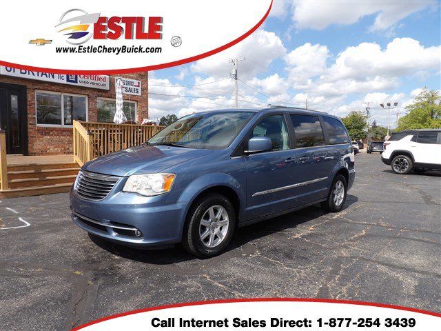 2012 Chrysler Town & Country Touring