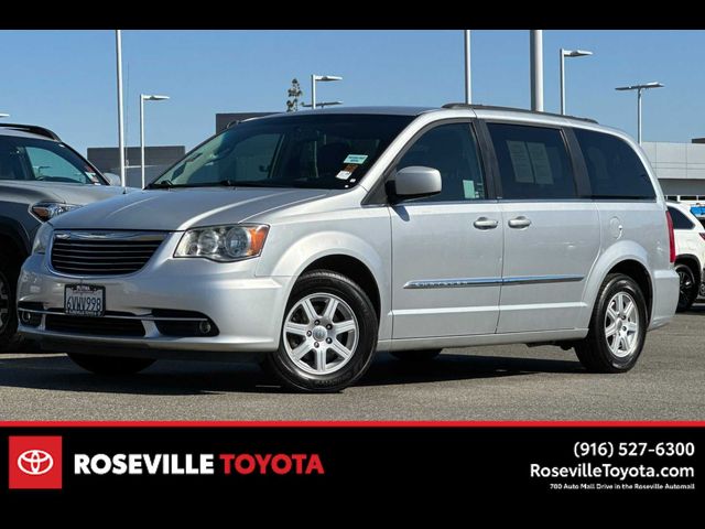 2012 Chrysler Town & Country Touring