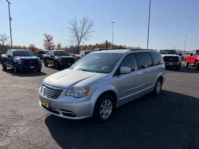 2012 Chrysler Town & Country Touring