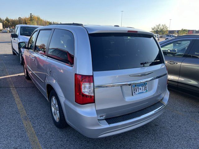 2012 Chrysler Town & Country Touring