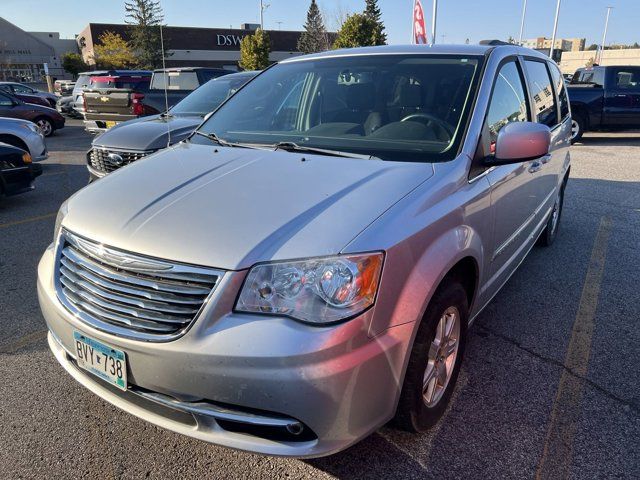 2012 Chrysler Town & Country Touring