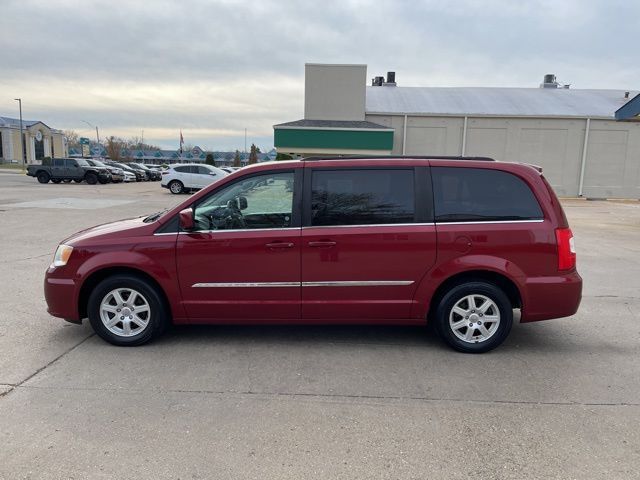 2012 Chrysler Town & Country Touring