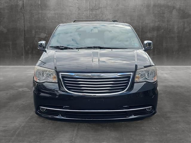 2012 Chrysler Town & Country Touring-L