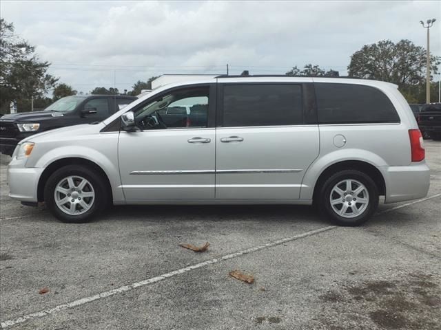 2012 Chrysler Town & Country Touring-L