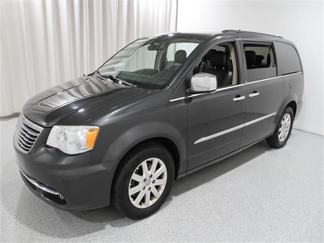 2012 Chrysler Town & Country Touring-L