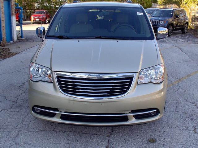 2012 Chrysler Town & Country Touring-L