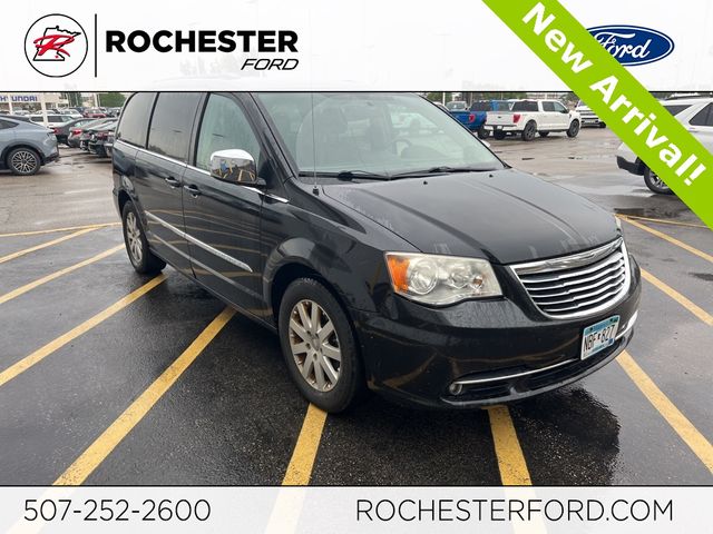 2012 Chrysler Town & Country Touring-L