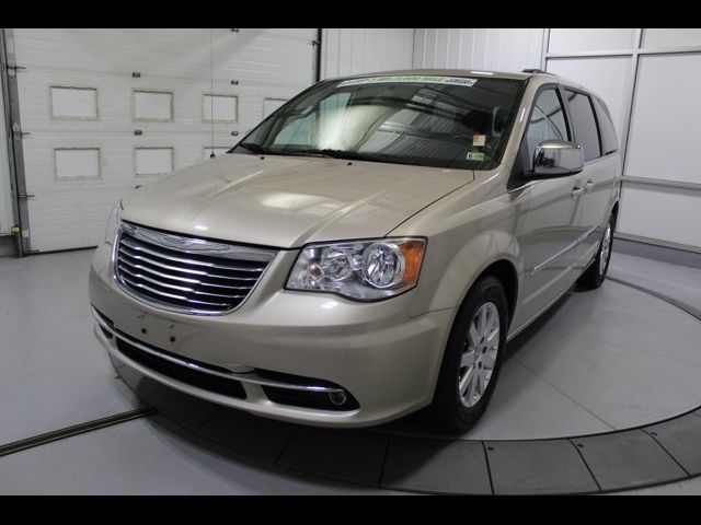 2012 Chrysler Town & Country Touring-L