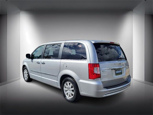 2012 Chrysler Town & Country Touring-L