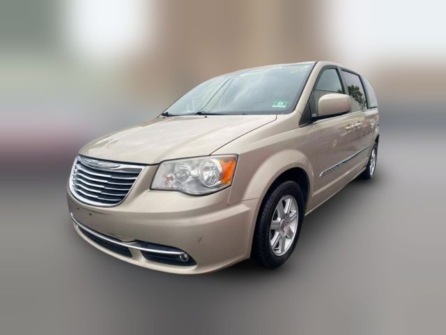 2012 Chrysler Town & Country Touring