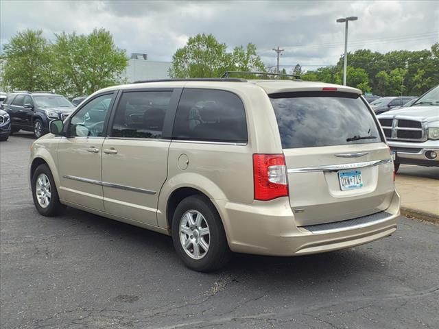 2012 Chrysler Town & Country Touring