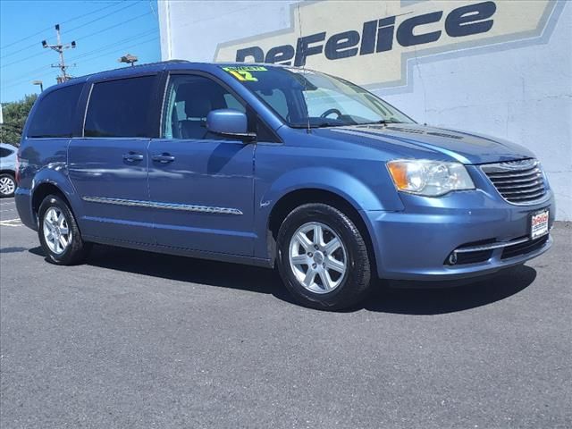 2012 Chrysler Town & Country Touring