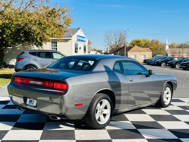 2012 Dodge Challenger SXT