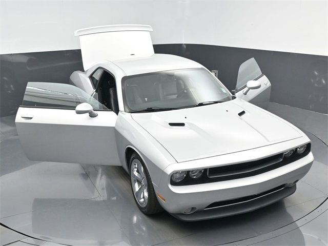 2012 Dodge Challenger R/T Plus
