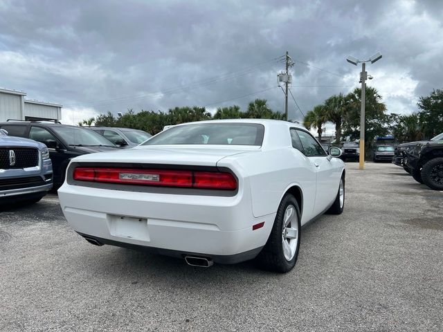 2012 Dodge Challenger SXT