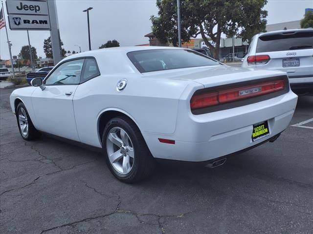 2012 Dodge Challenger SXT