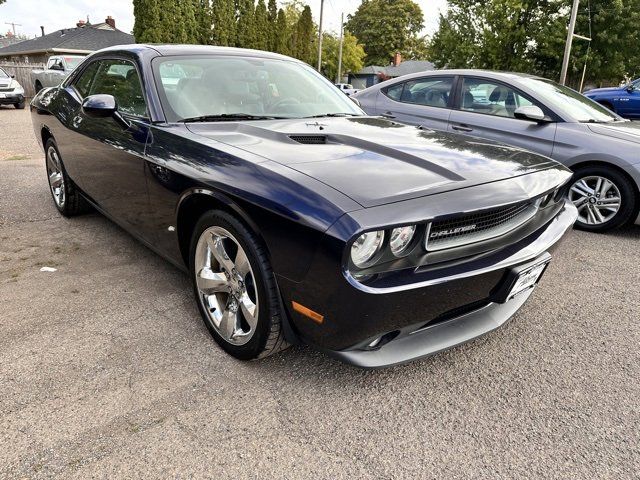 2012 Dodge Challenger SXT Plus