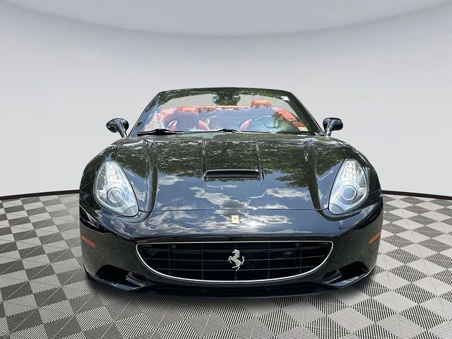 2012 Ferrari California Base