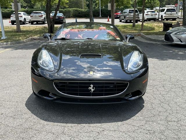 2012 Ferrari California Base