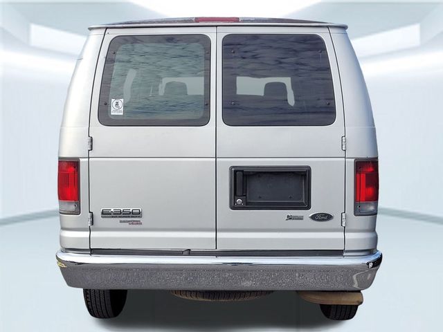 2012 Ford Econoline XLT