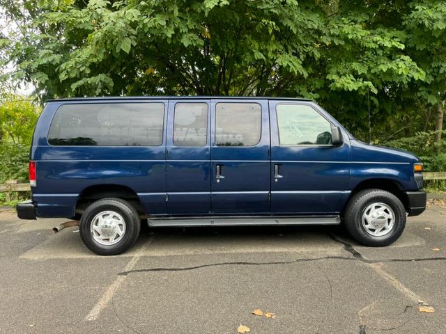 2012 Ford Econoline Super Duty Commercial