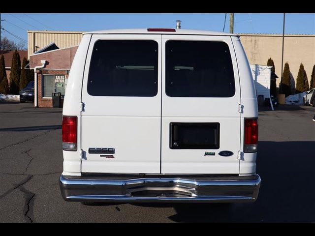 2012 Ford Econoline XLT