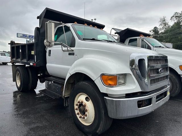 2012 Ford F-750 XL Straight Frame