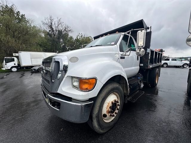 2012 Ford F-750 XL Straight Frame