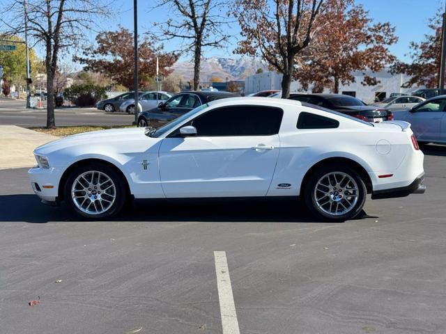 2012 Ford Mustang V6 Premium