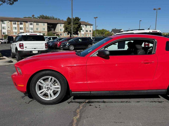 2012 Ford Mustang V6