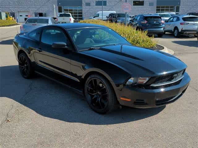 2012 Ford Mustang V6