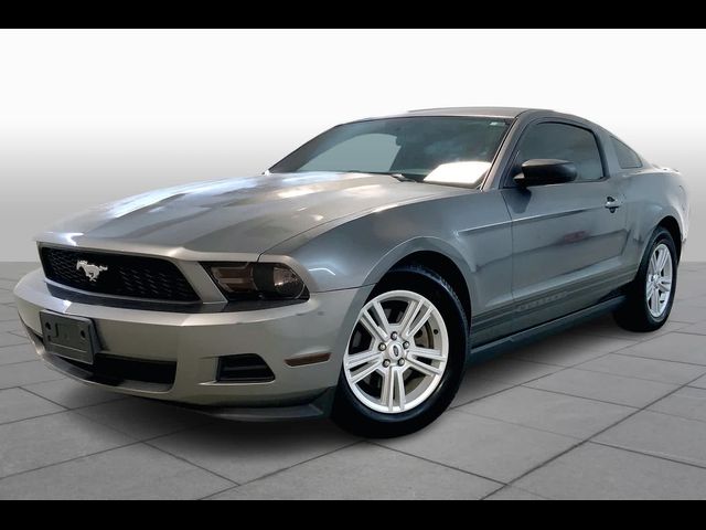 2012 Ford Mustang V6