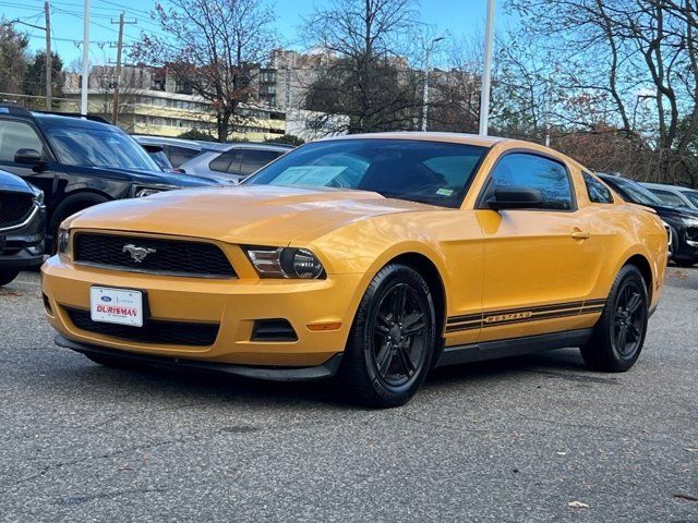 2012 Ford Mustang V6