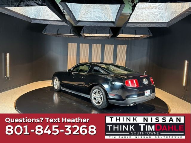 2012 Ford Mustang V6